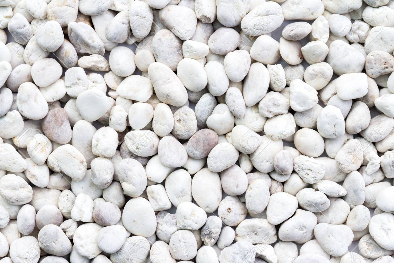 White Pebbles – 20Kg