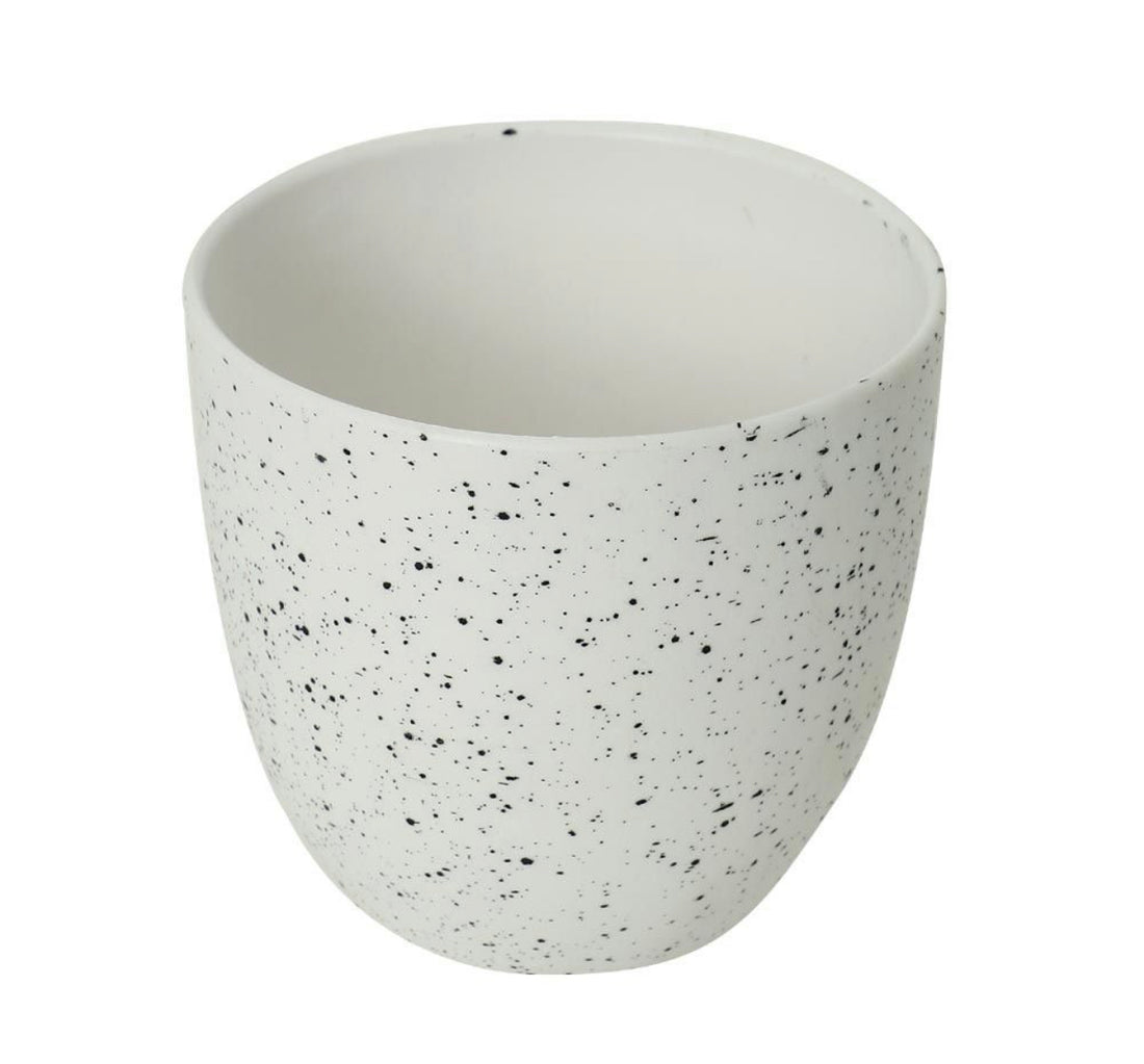 Material: Plastic. Frost Plastic Plant Pots-P02-T-PY