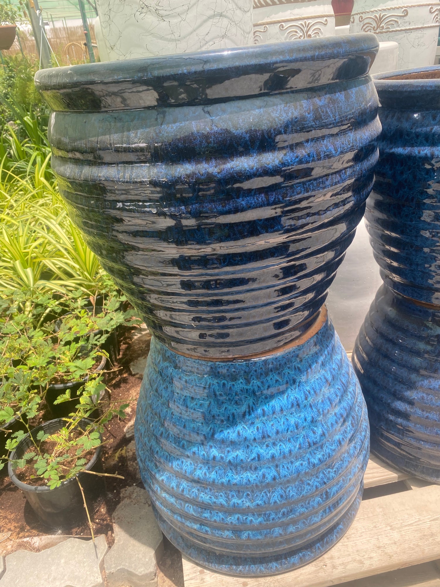 Ceramic pots